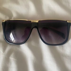 PRADA sunglasses (not authentic)